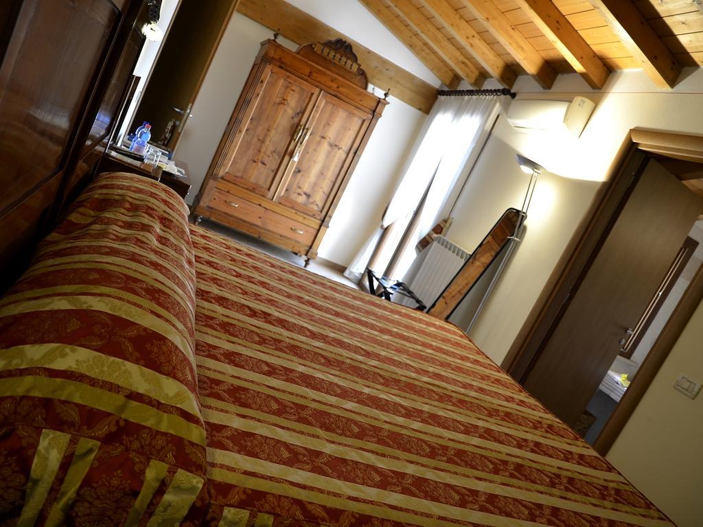 9 Muse Bed And Breakfast Canneto sull'Oglio Buitenkant foto